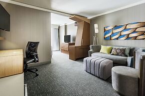 Courtyard by Marriott Chicago Magnificent Mile