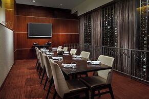 Courtyard by Marriott Chicago Magnificent Mile