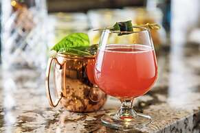 Courtyard by Marriott Chicago Magnificent Mile