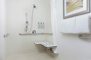 Courtyard by Marriott Houston Rice University