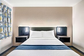 Motel 6 Issaquah, WA - Seattle - East