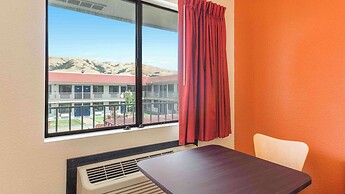 Motel 6 Fremont, CA - South