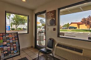 Motel 6 Sacramento, CA - North