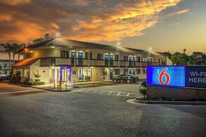 Motel 6 Lompoc, CA