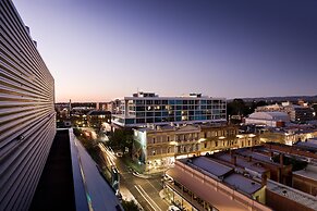 Majestic Roof Garden Hotel