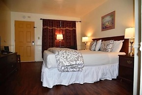 Monterey Pines Inn
