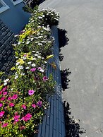 Monterey Fireplace Inn