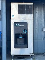 Monterey Fireplace Inn