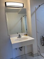 Monterey Fireplace Inn