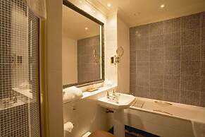The White Hart Hotel