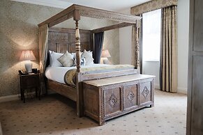 The White Hart Hotel
