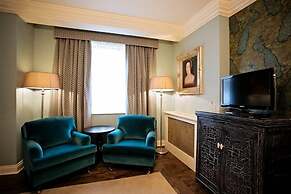The White Hart Hotel