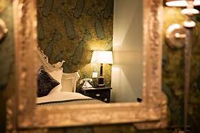 The White Hart Hotel