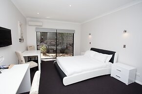 Springwood Motor Inn