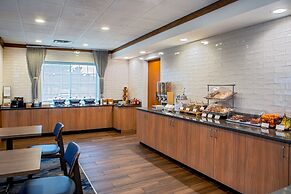 Fairfield Inn & Suites by Marriott Saratoga Malta