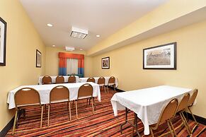 Holiday Inn Express & Suites Austin SW - Sunset Valley by IHG