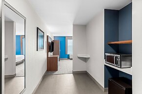 Holiday Inn Express & Suites Austin SW - Sunset Valley by IHG