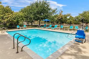 Holiday Inn Express & Suites Austin SW - Sunset Valley by IHG
