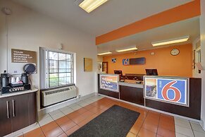 Motel 6 San Antonio, TX - Downtown - Market Square