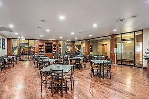 Quality Inn & Suites Hannibal
