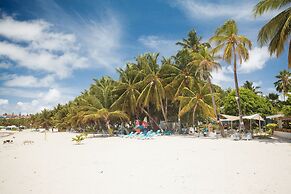 Cocoplum Beach Hotel