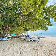 Cocoplum Beach Hotel