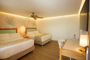 Cocoplum Beach Hotel