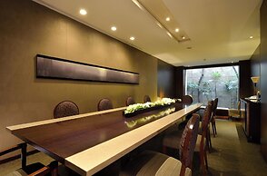 Les Suites Taipei Ching Cheng