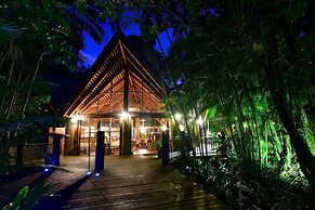 Ferntree Rainforest Lodge
