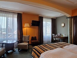 Athmos Hotel