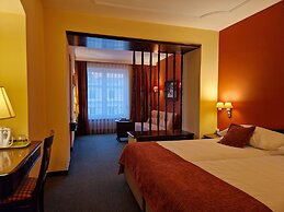 Athmos Hotel