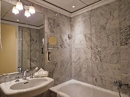 Athmos Hotel