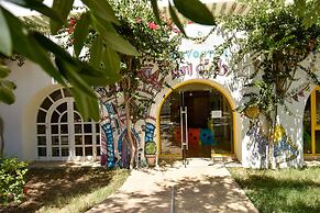 Hotel Sol Azur Beach