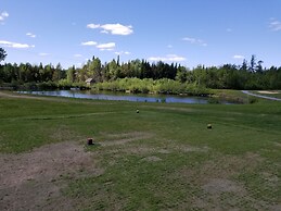 Howard Johnson by Wyndham Woodstock NB