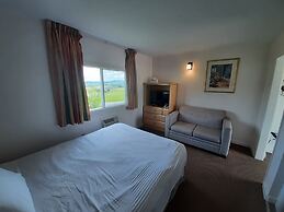 Howard Johnson by Wyndham Woodstock NB