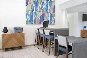 Best Western Plus Executive Hotel & Suites