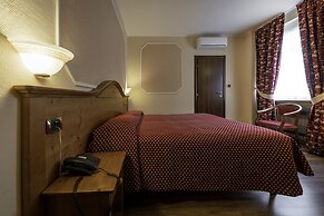 Hotel Elena