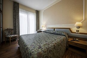 Hotel Elena