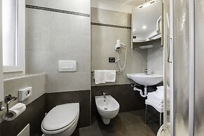 Hotel Elena