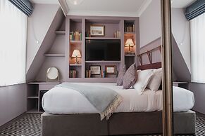 The Sanctuary House Hotel