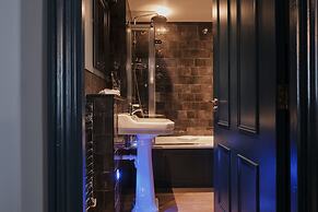 The Sanctuary House Hotel