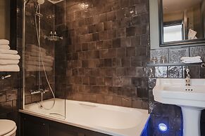 The Sanctuary House Hotel