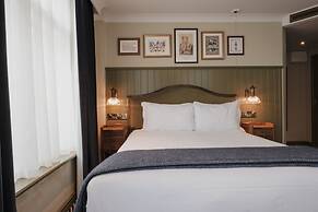 The Sanctuary House Hotel