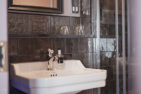 The Sanctuary House Hotel