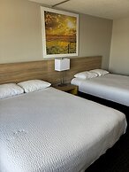 Days Inn by Wyndham West Branch Iowa City Area