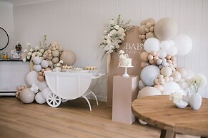 The Quarters, Ascend Hotel Collection