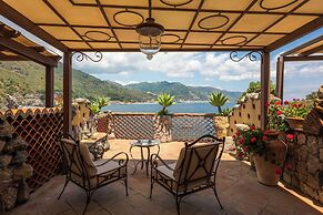 Atlantis Bay - VRetreats