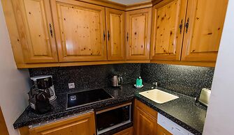 Les Balcons du Savoy