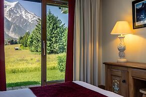 Les Balcons du Savoy