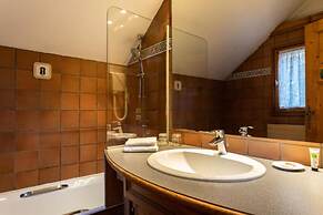 Les Balcons du Savoy